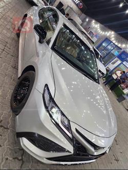 تۆیۆتا کامری